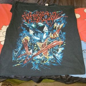Venom marvel t shirt small  (i think)